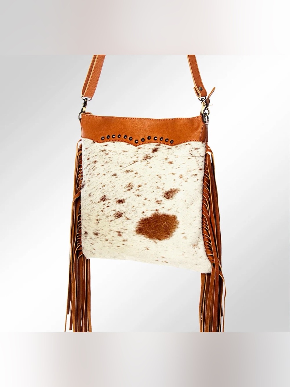 Western Bag Fringe Crossbody Bag with Cowhide Panel in Tan and White